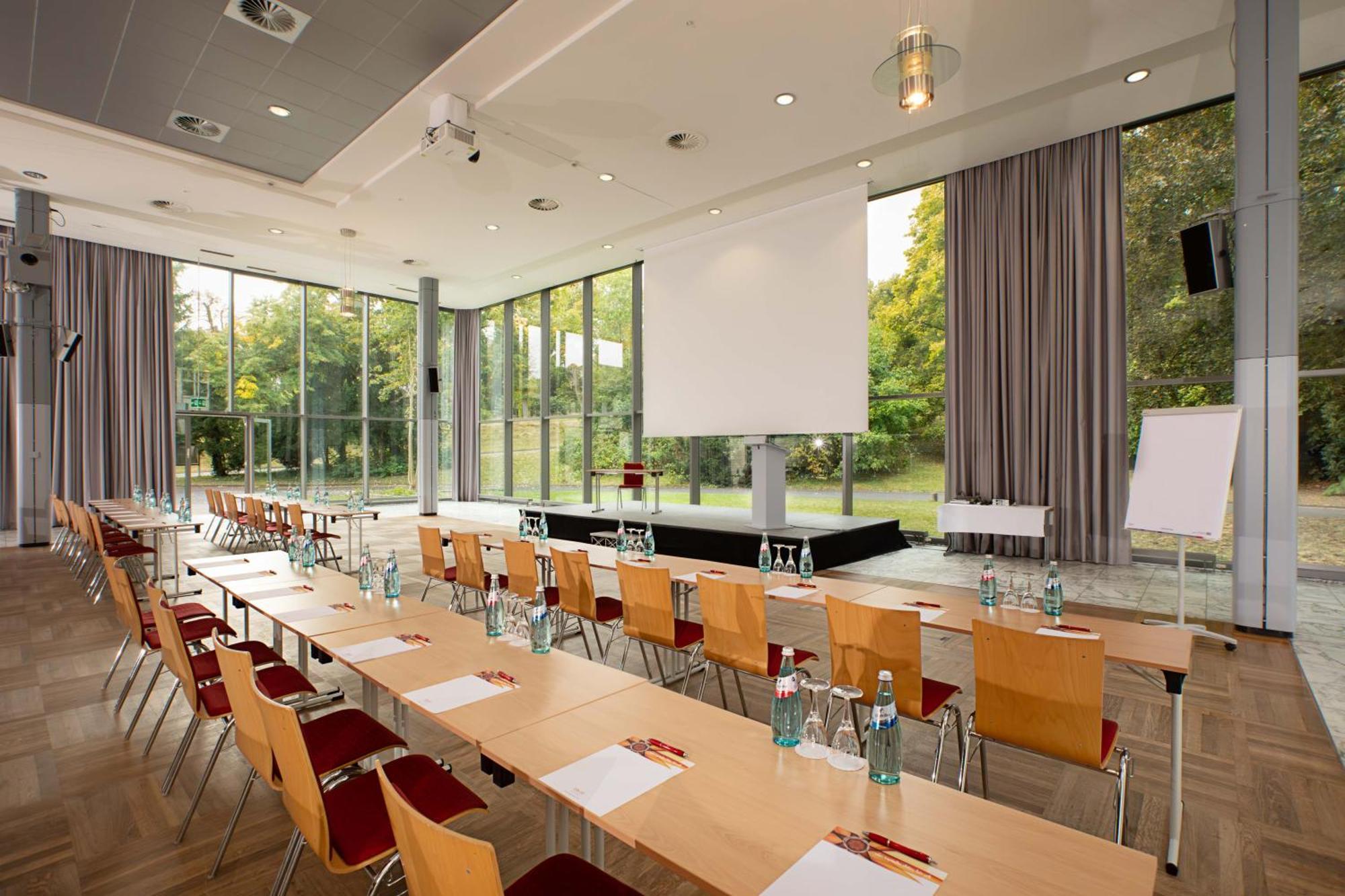 Dolce By Wyndham Bad Nauheim Hotel Bagian luar foto